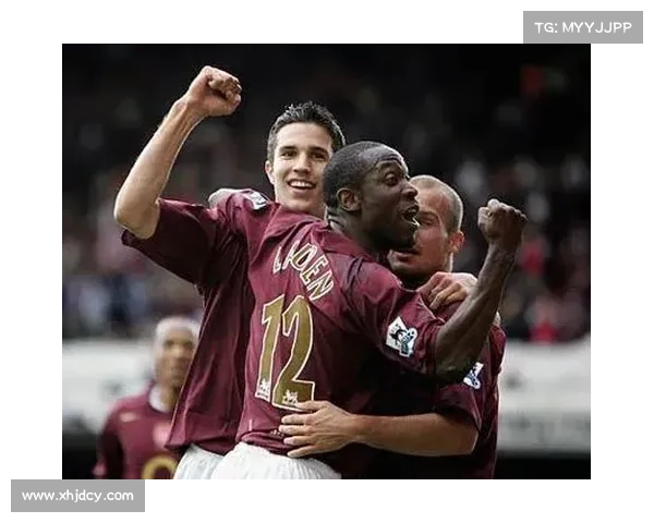 利物浦与阿森纳激战正酣 双方争夺英超顶尖位置的焦点之战 利物浦与阿森纳激战正酣 双方争夺英超顶尖位置的焦点之战